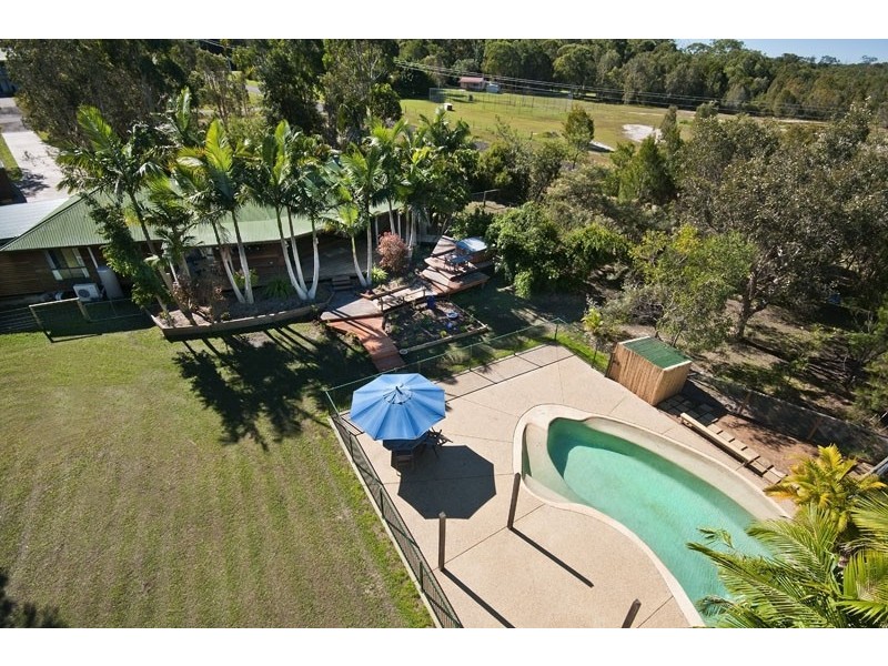 3 Silverdale Crt, Cooroibah QLD 4565