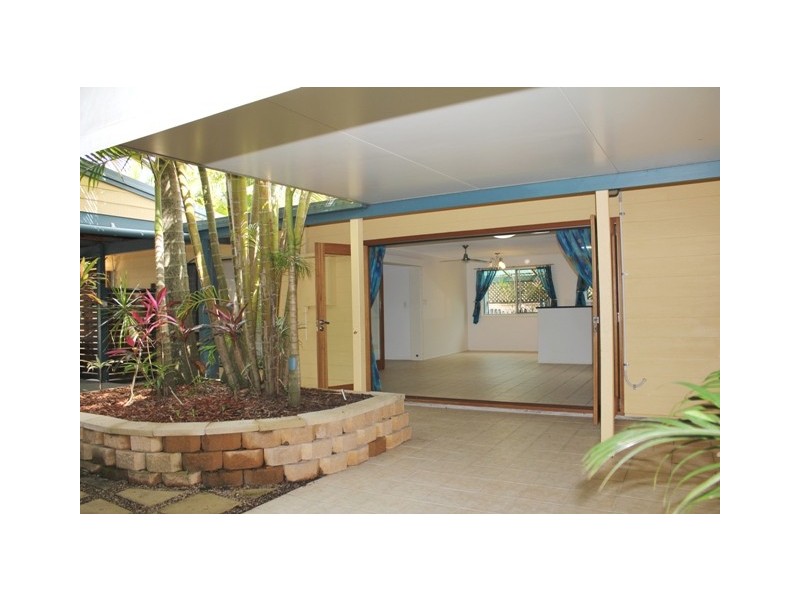 25 McNab Ave, Tewantin QLD 4565