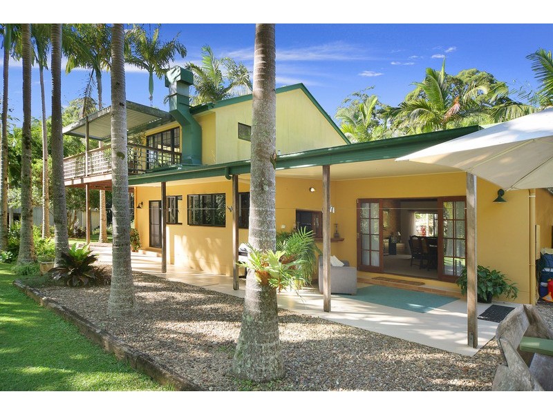 36 McIntyre Lane, Tinbeerwah QLD 4563