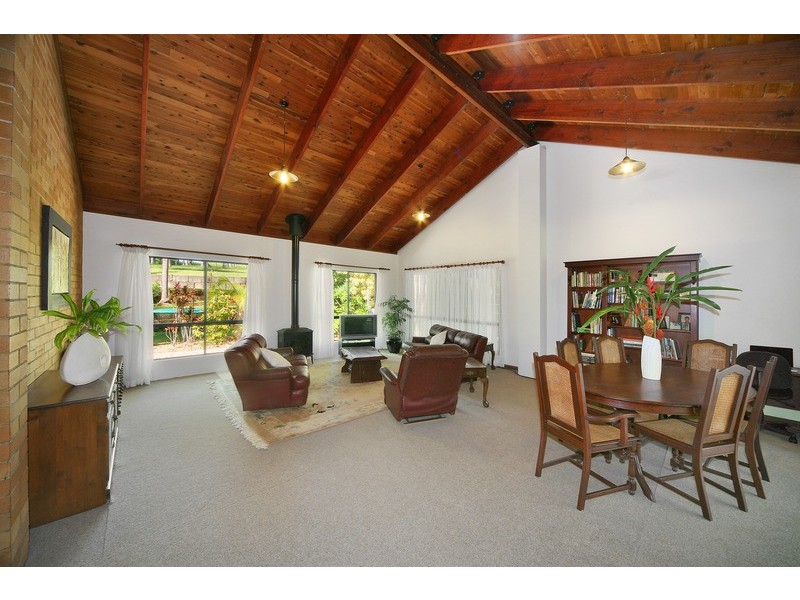 36 McIntyre Lane, Tinbeerwah QLD 4563