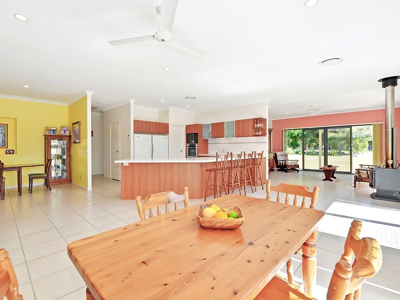 33 Edington Drive, Cooroibah QLD 4565