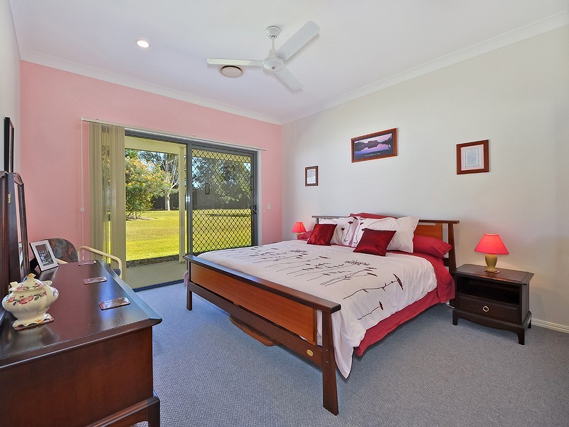 33 Edington Drive, Cooroibah QLD 4565