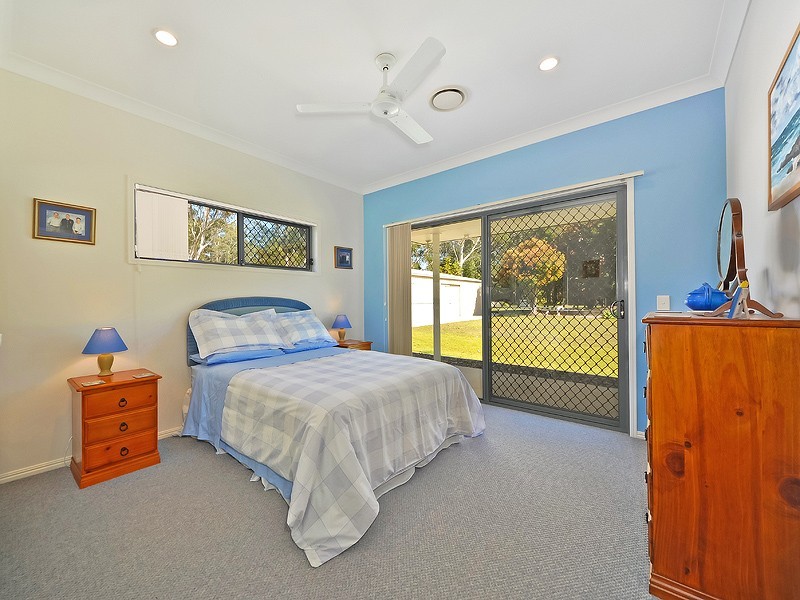 33 Edington Drive, Cooroibah QLD 4565