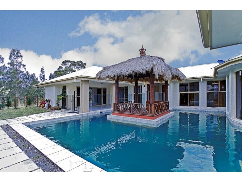 24 Attenuatta Place, Noosaville QLD 4566