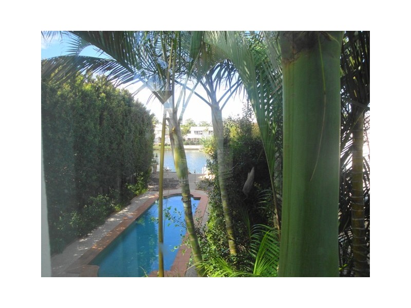 Noosa Waters QLD 4566