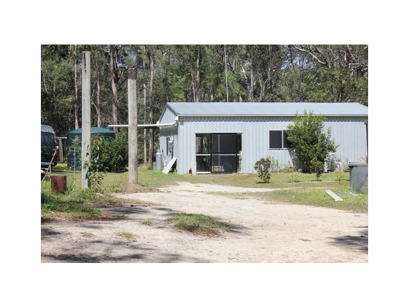 34 Maximillian Rd, Noosa North Shore QLD 4565