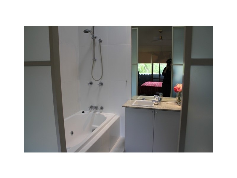 10-28 Viewland Dr, Noosa Heads QLD 4567