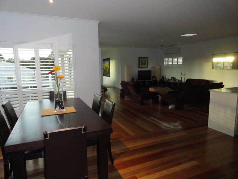 174 Shorehaven Dr, Noosa Waters QLD 4566