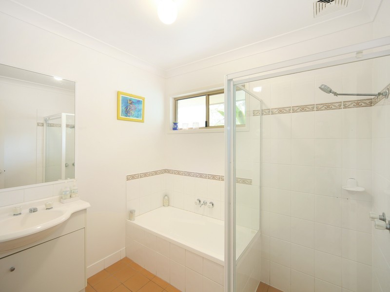 23 Rose Ash Cr, Noosaville QLD 4566