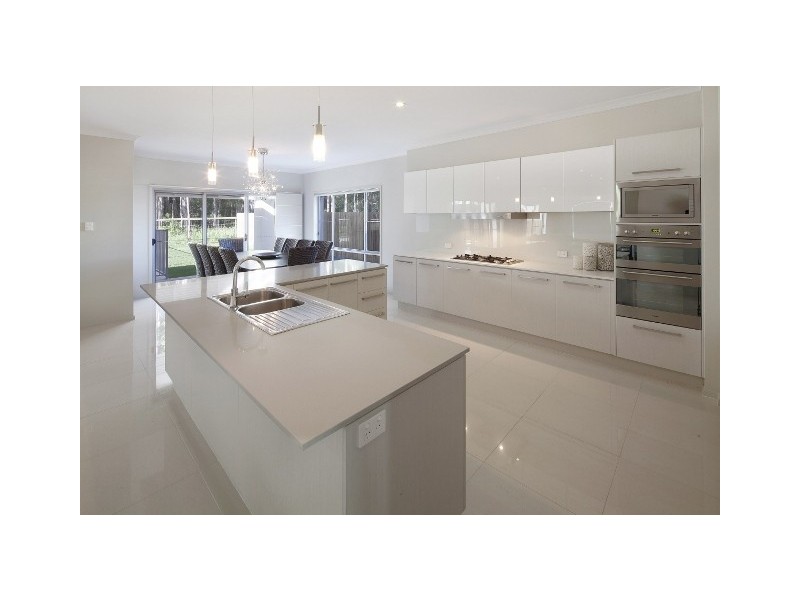 20 Moorhen Place, Noosaville QLD 4566