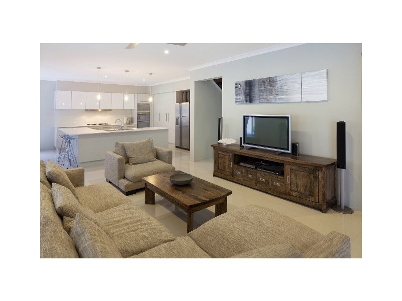 20 Moorhen Place, Noosaville QLD 4566