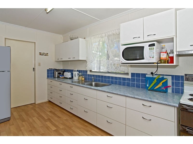 25 Edward Street, Noosaville QLD 4566