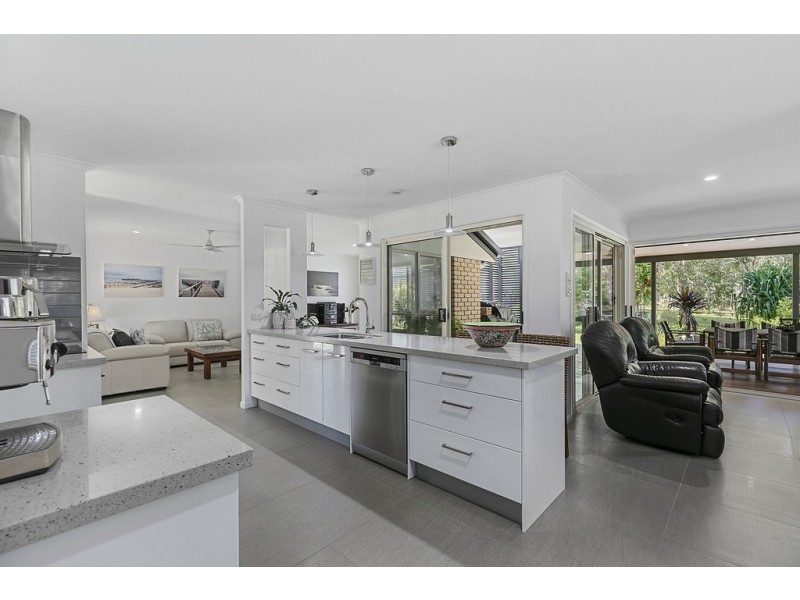 11 Lakeside Drive, Cooroibah QLD 4565