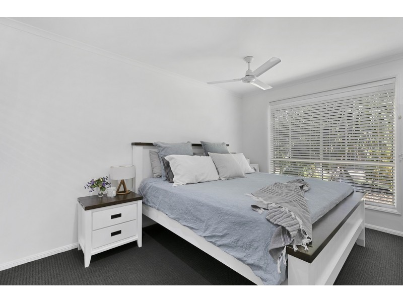 11 Lakeside Drive, Cooroibah QLD 4565