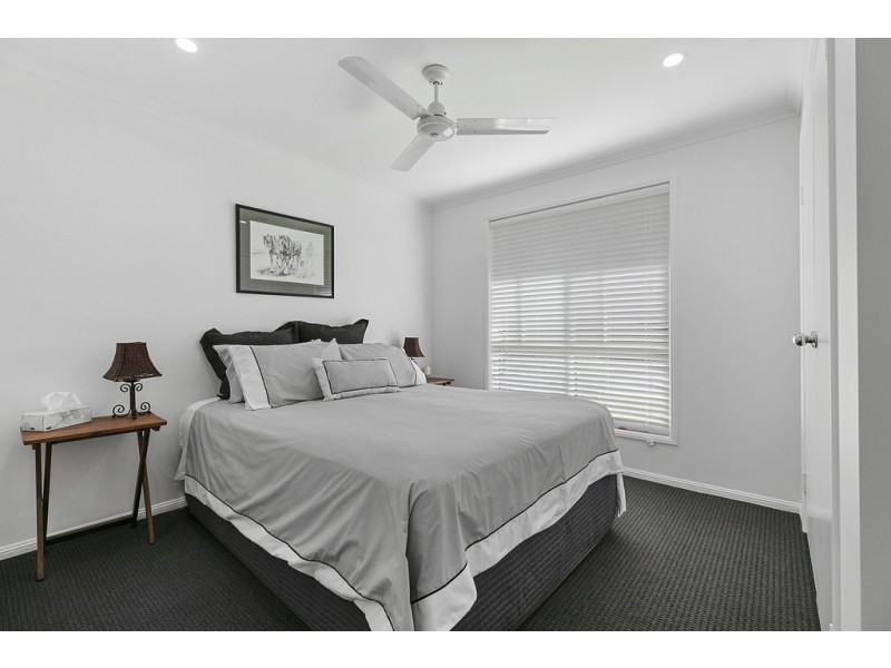 11 Lakeside Drive, Cooroibah QLD 4565