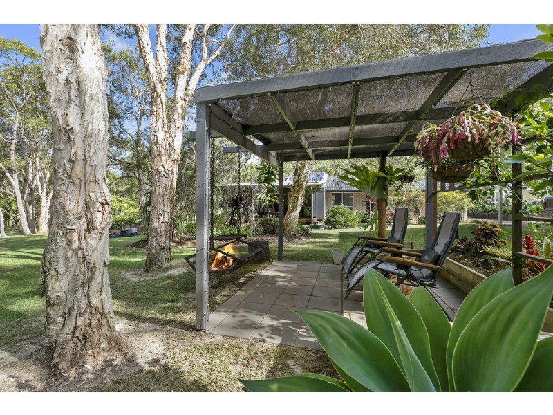 11 Lakeside Drive, Cooroibah QLD 4565