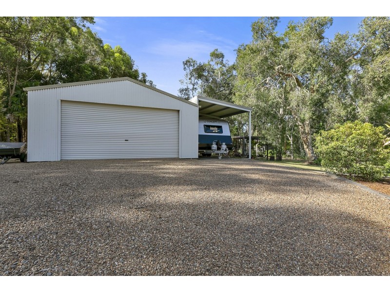11 Lakeside Drive, Cooroibah QLD 4565