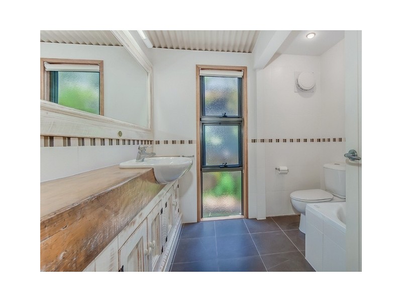 2 Morning Glory Drive, Cooroibah QLD 4565