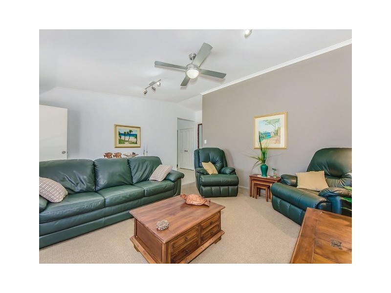 9A Amaroo Place, Cooroibah QLD 4565