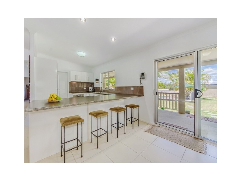 9A Amaroo Place, Cooroibah QLD 4565