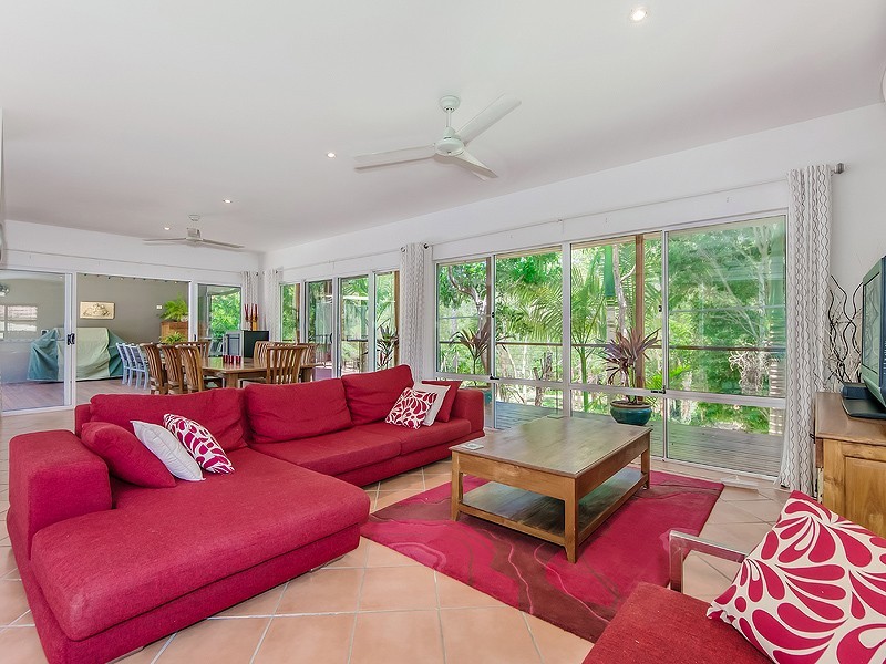 14 Dun Street, Tewantin QLD 4565