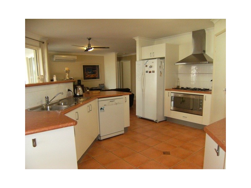 21 Leafhaven Drive, Tewantin QLD 4565