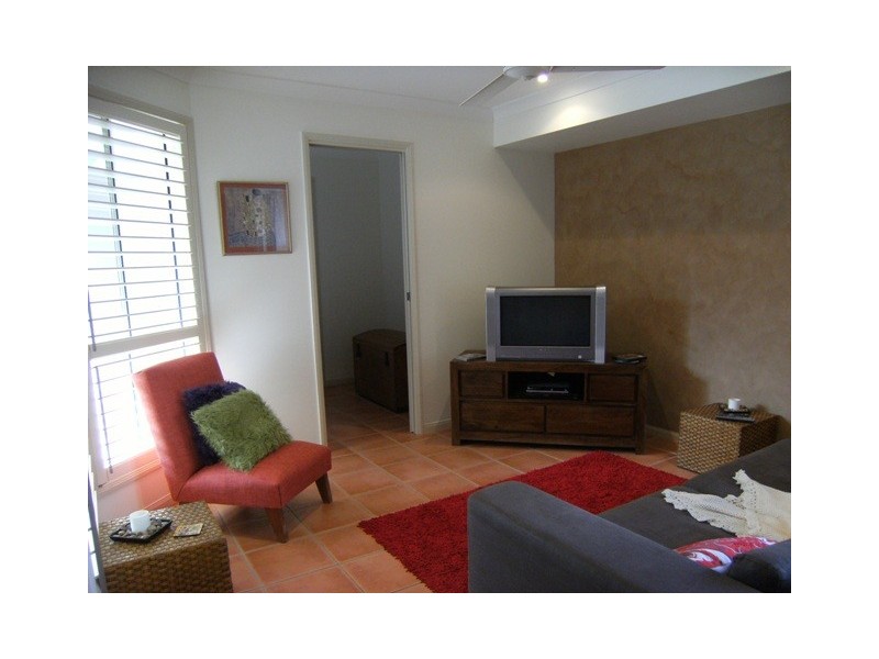 21 Leafhaven Drive, Tewantin QLD 4565