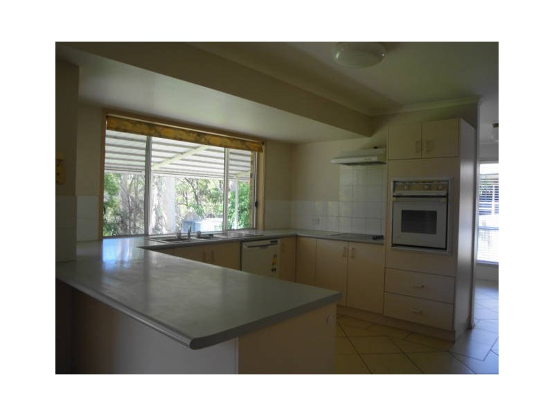 61 Hooper Crescent, Tewantin QLD 4565