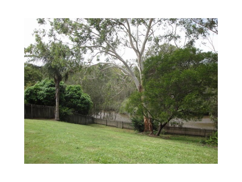 61 Hooper Crescent, Tewantin QLD 4565