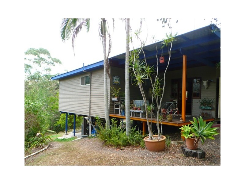 230 Gumboil Road, Tinbeerwah QLD 4563