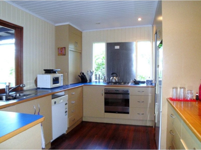 230 Gumboil Road, Tinbeerwah QLD 4563