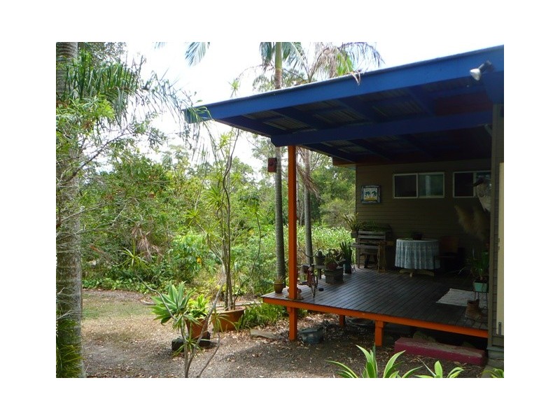 230 Gumboil Road, Tinbeerwah QLD 4563