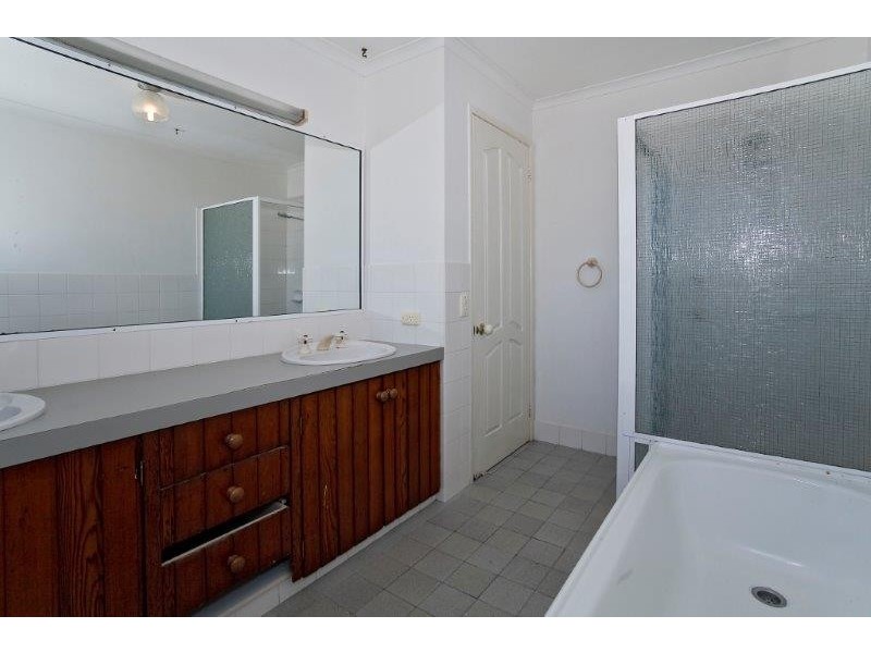 68 Goodchap Street, Noosaville QLD 4566