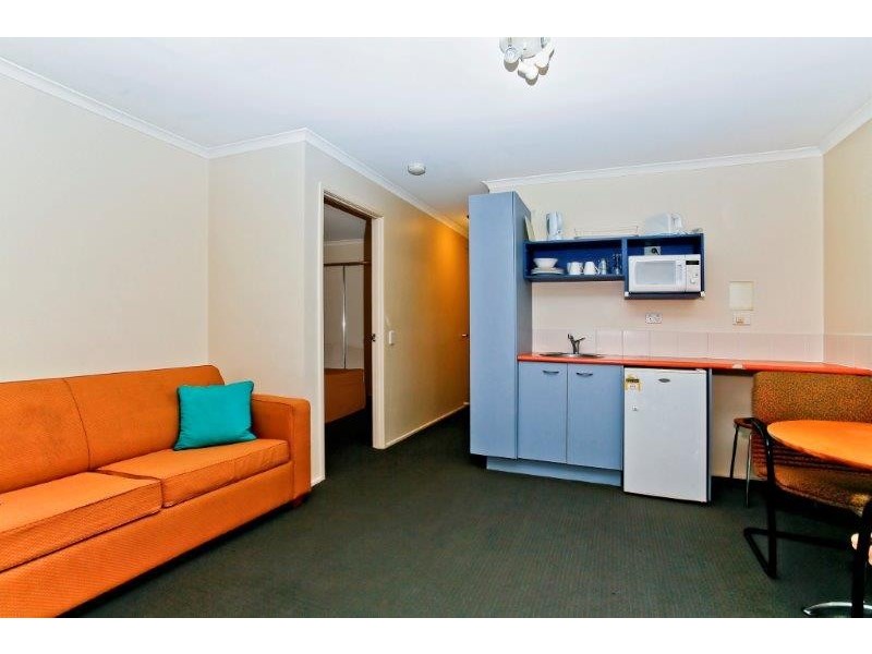 3 Hilton Terrace, Noosaville QLD 4566