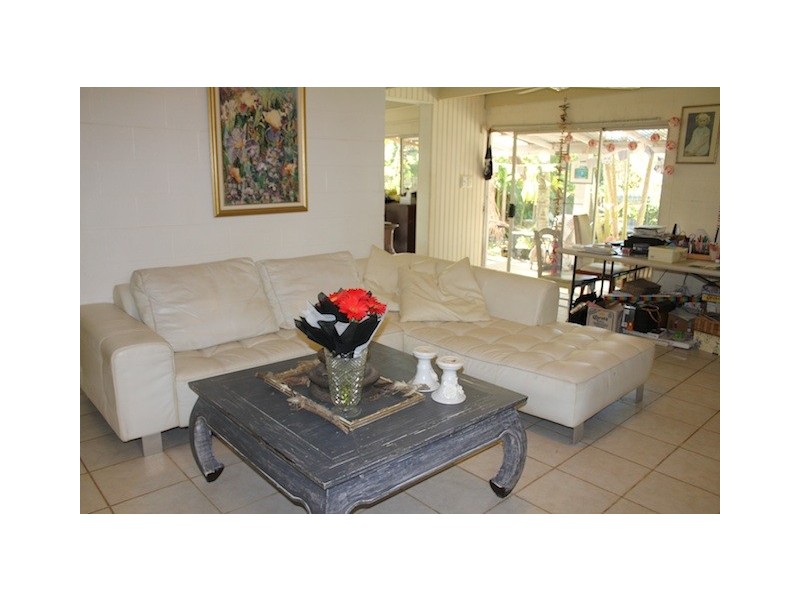 22 Pines Avenue, Cooroibah QLD 4565