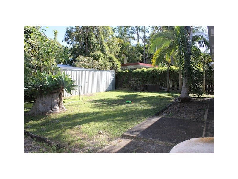 22 Pines Avenue, Cooroibah QLD 4565