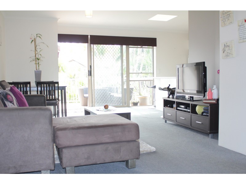 219 / 24 Lake Weyba Drive, Noosaville QLD 4566