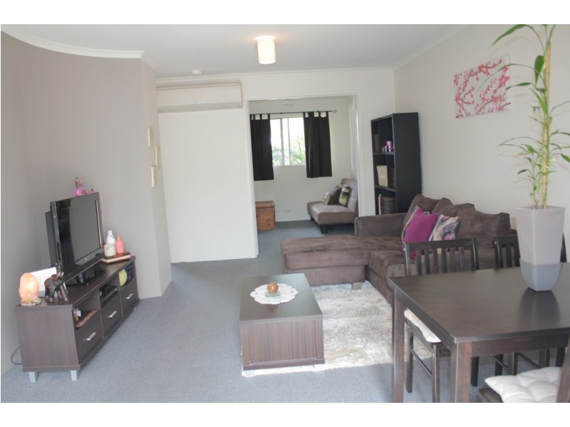 219 / 24 Lake Weyba Drive, Noosaville QLD 4566