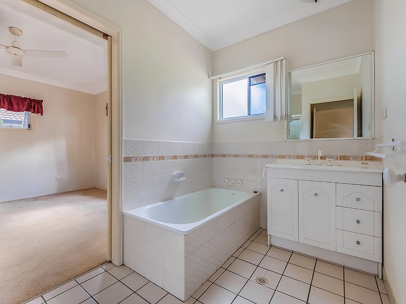 15 Yellowood Close, Tewantin QLD 4565