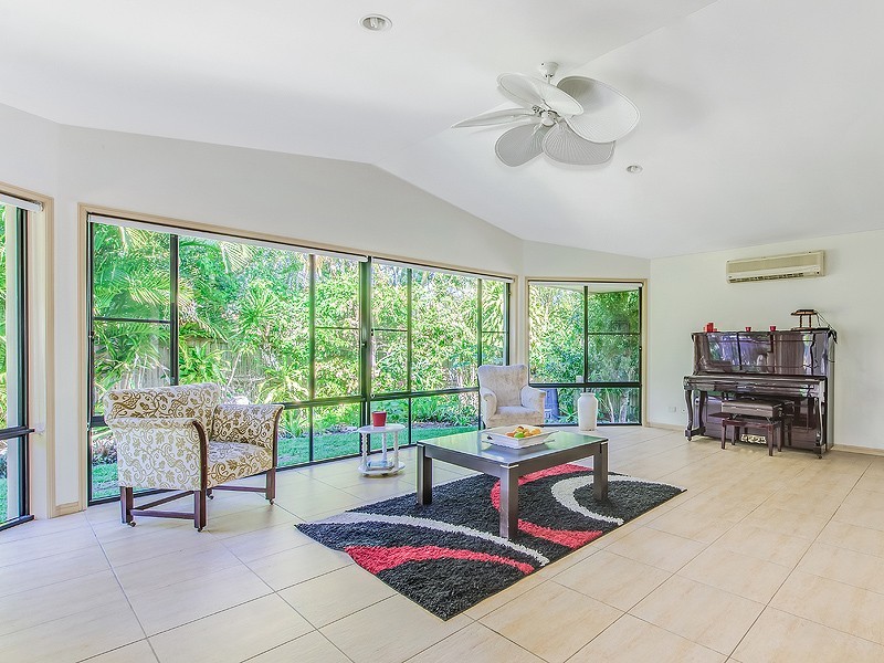36 Comet Drive, Sunrise Beach QLD 4567