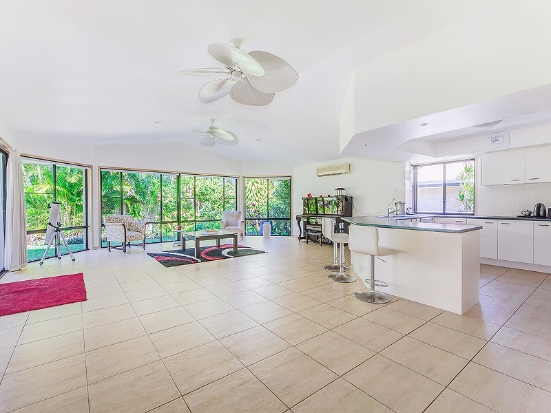 36 Comet Drive, Sunrise Beach QLD 4567