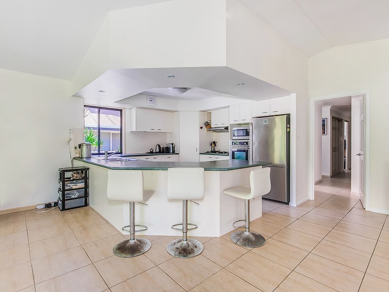 36 Comet Drive, Sunrise Beach QLD 4567