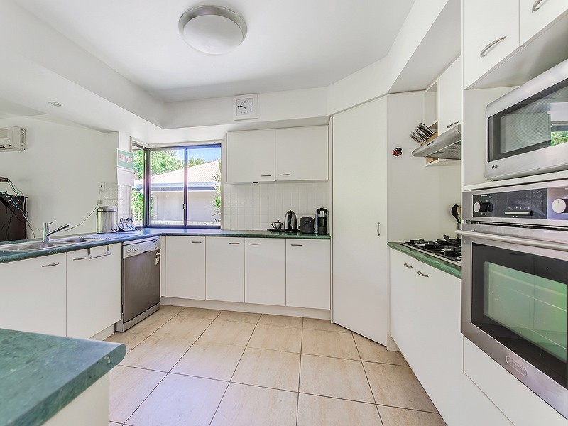 36 Comet Drive, Sunrise Beach QLD 4567