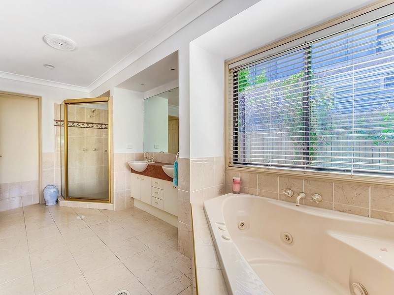 36 Comet Drive, Sunrise Beach QLD 4567