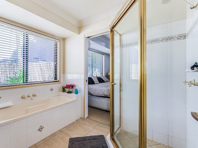 36 Comet Drive, Sunrise Beach QLD 4567