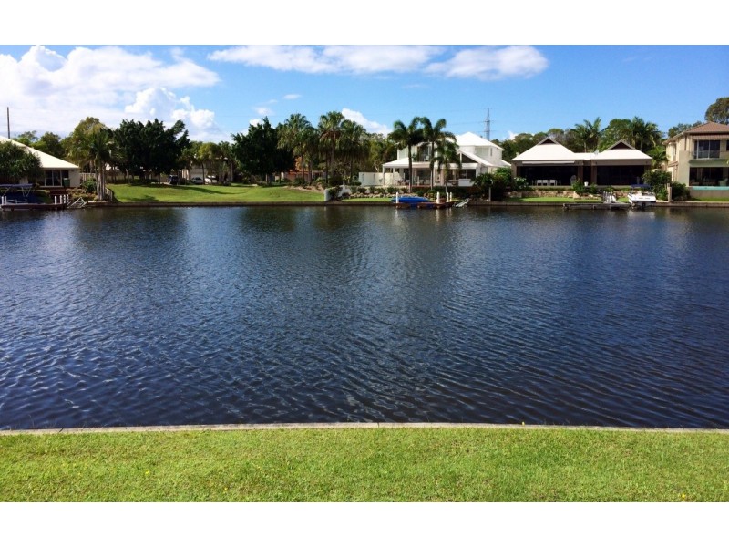 44 Masthead Quay, Noosa Waters QLD 4566