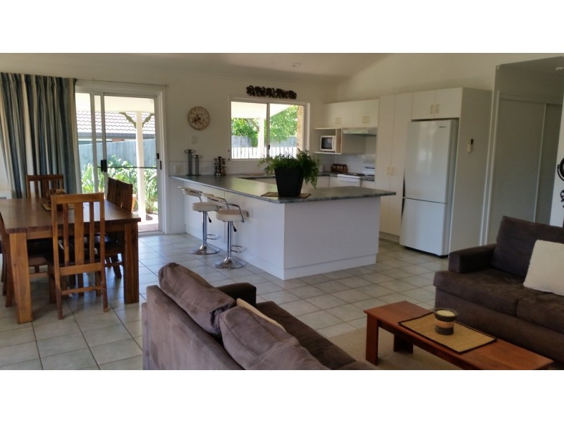 17 Dunstan Court, Noosaville QLD 4566