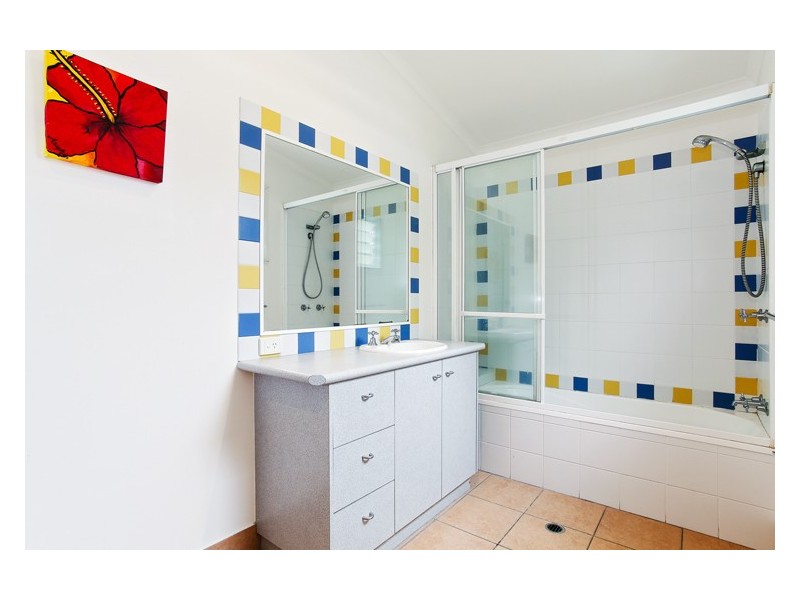 33 Newfield, Sunrise Beach QLD 4567