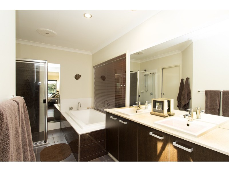 22 Dornoch Way, Peregian Springs QLD 4573