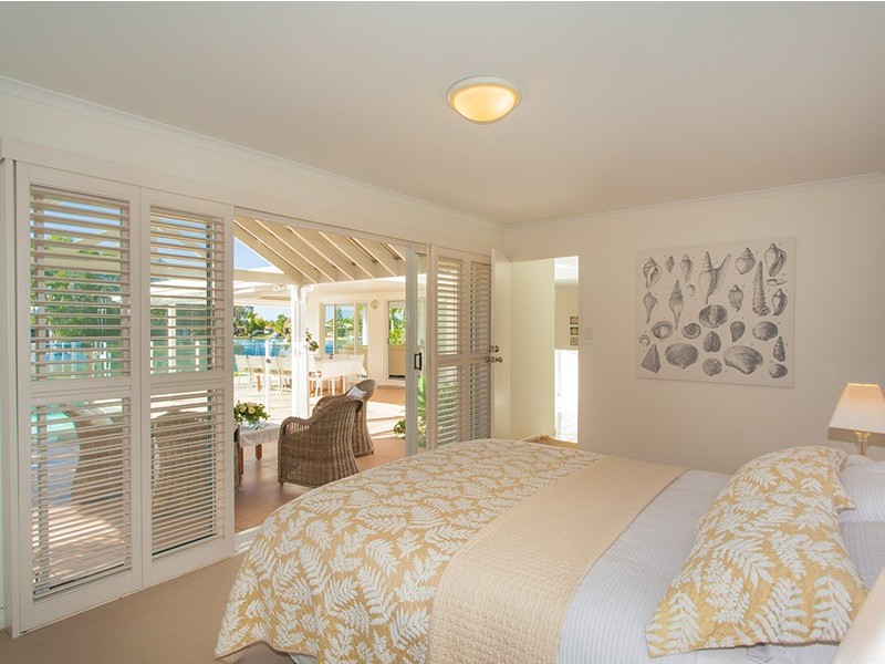 5 Riverbreeze Ave, Noosa Waters QLD 4566